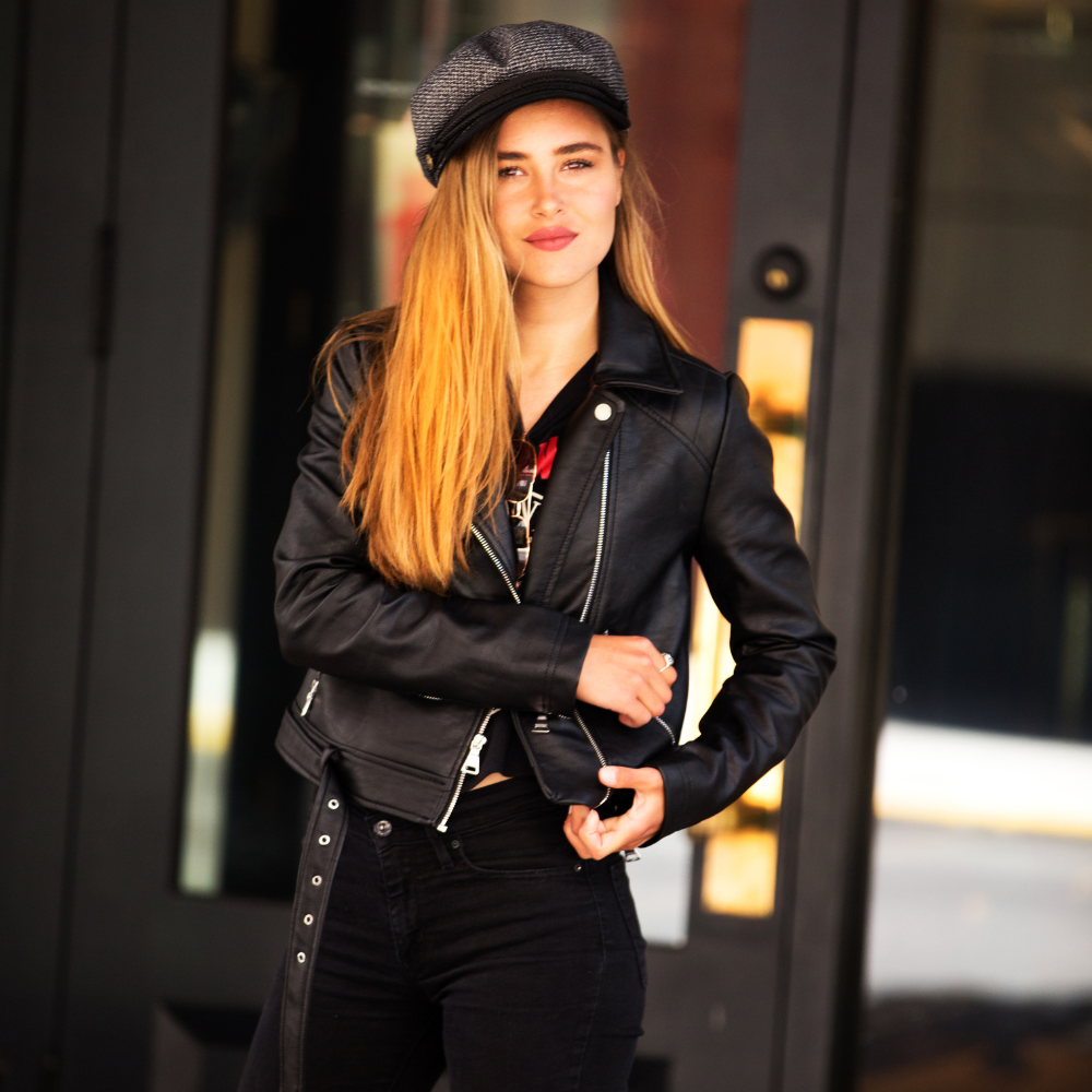Stay Effortlessly Cool – Classic Denim Jackets That Never Go Out of Style